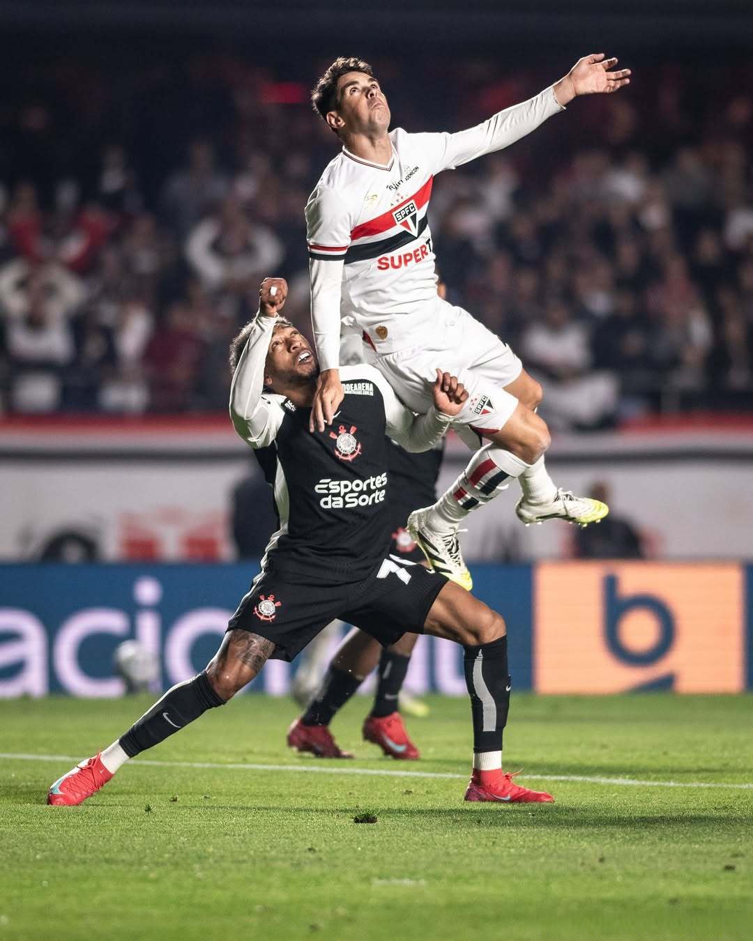 星空体育官网-太狠了！关键时刻比利亚雷亚尔刷新队史纪录波尔图队长鼓劲备战NBA常规赛，国际比赛日武汉三镇调整名单以备欧冠的简单介绍