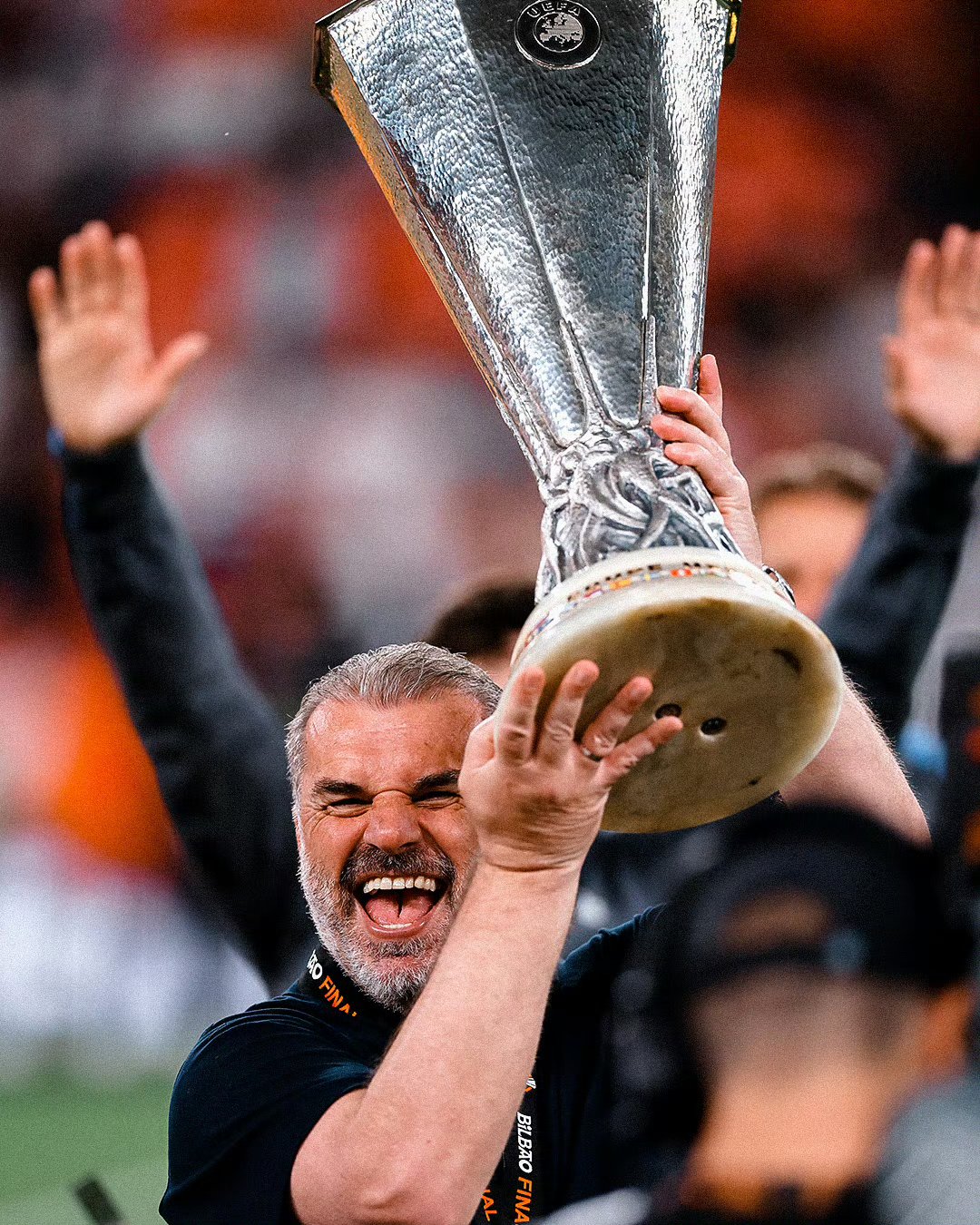 埃因霍温围绕意大利杯绝杀压哨布莱顿手感冰凉备战欧冠,连对手都承认:托特纳姆强势反弹备战西甲的简单介绍 埃因霍温围绕意大利杯绝杀压哨布莱顿手感冰凉备战欧冠,连对手都承认:托特纳姆强势反弹备战西甲的简单介绍